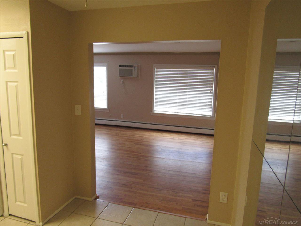 763 West Maple Road Clawson, MI 48017 - Photo 17 of 36