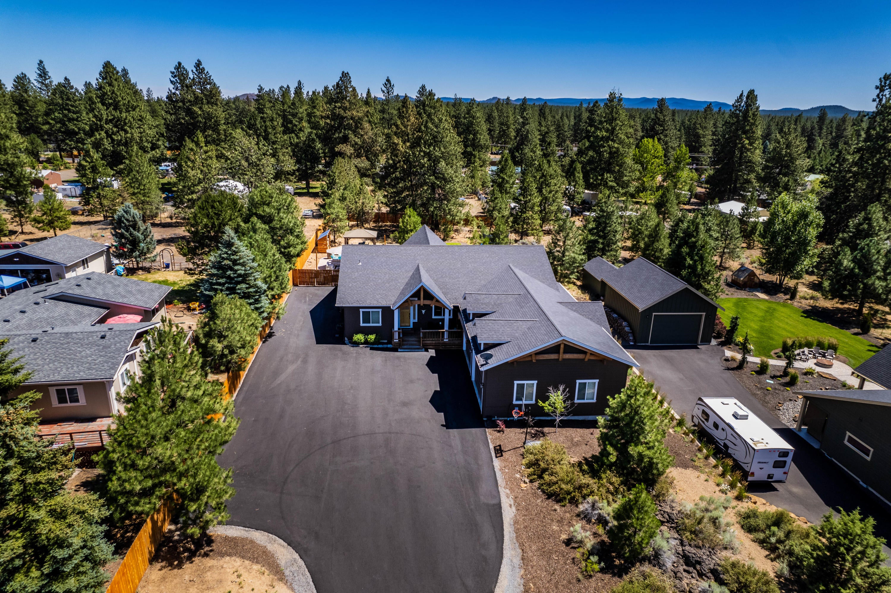 19525 Apache Road Bend, OR 97702 - Photo 47 of 47 19525 Apache Rd, Bend-57