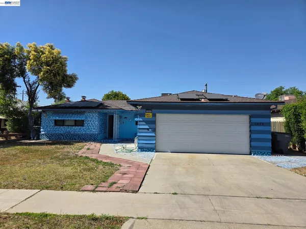 $375,000 | 3823 East Donner Avenue, Fresno, CA 93726