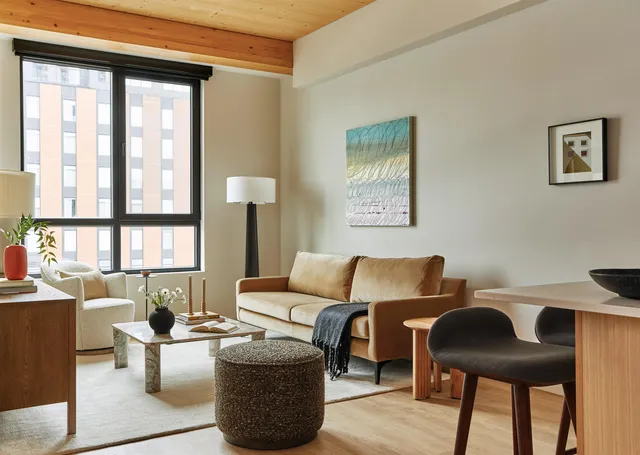 $2,550 | 10 South Paterson Street, Unit 412, Madison, WI 53703