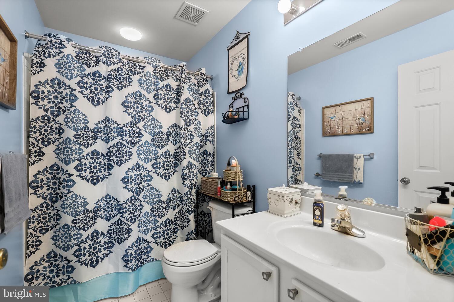 210 Seamaster Road Essex, MD 21221 - Photo 33 of 57 Upper Level Bath