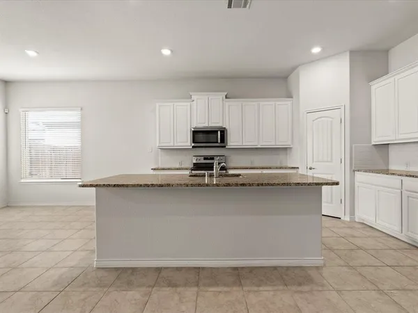 $2,100 | 149 Red Hickory Drive, Royse City, TX 75189