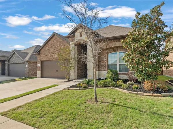$2,100 | 149 Red Hickory Drive, Royse City, TX 75189