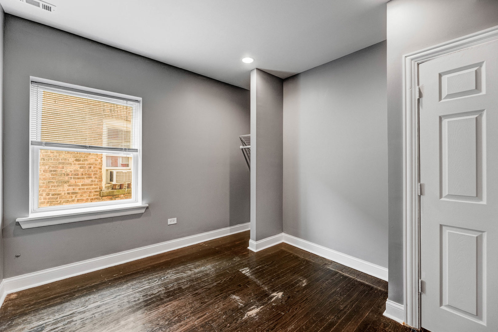 7025 South Chappel Avenue, Unit 3 Chicago, IL 60649 - Photo 7 of 10