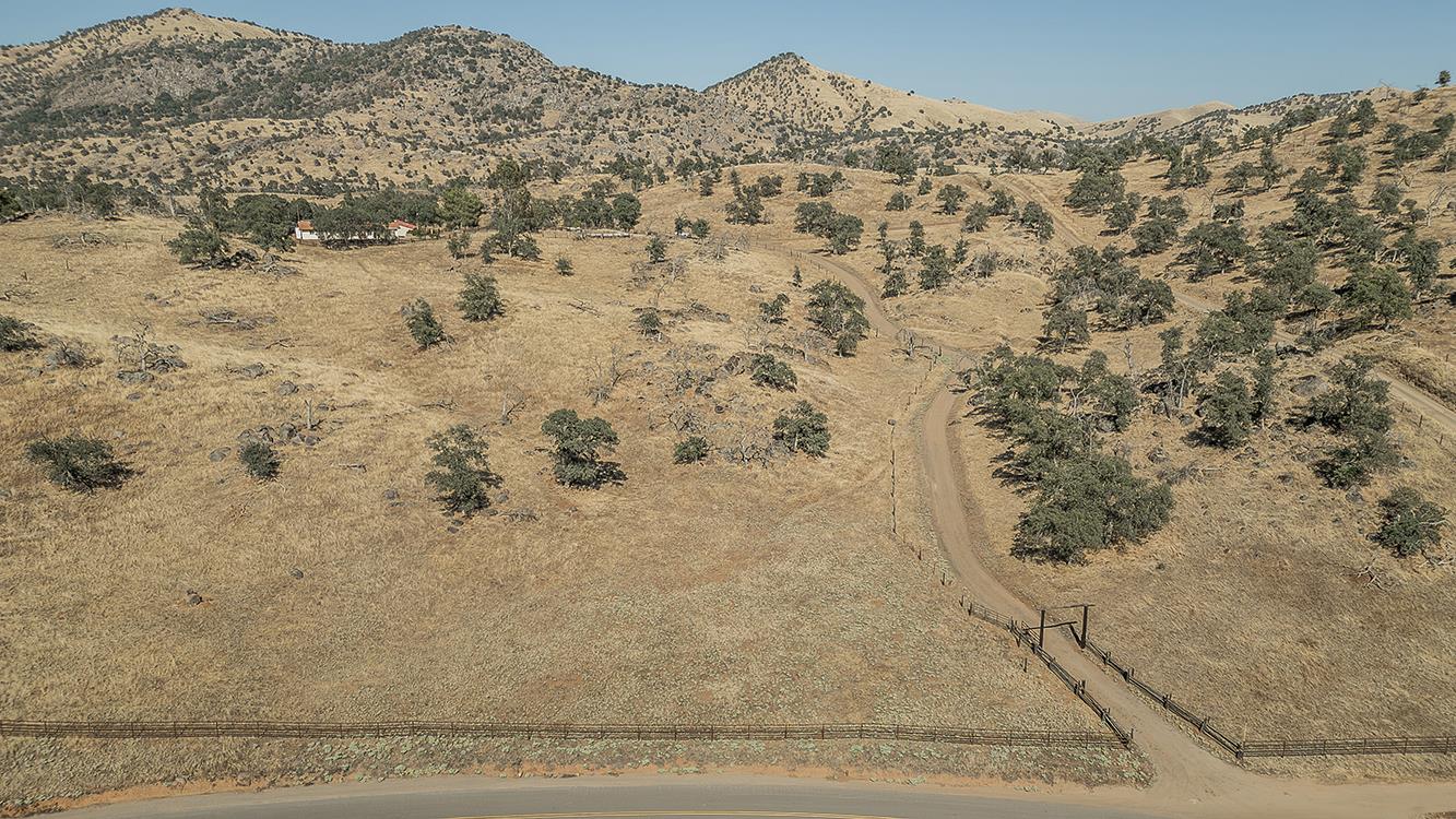 22085 Watts Valley Road Sanger, CA 93657 - Photo 86 of 98