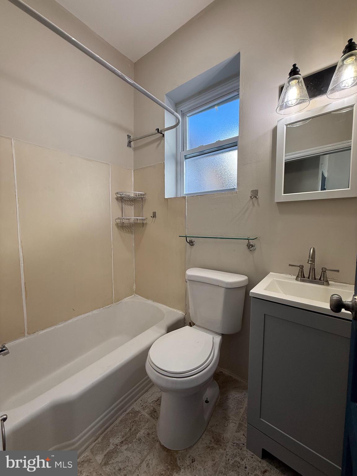 1207 Federal Street, Unit 3 Philadelphia, PA 19147 - Photo 5 of 6