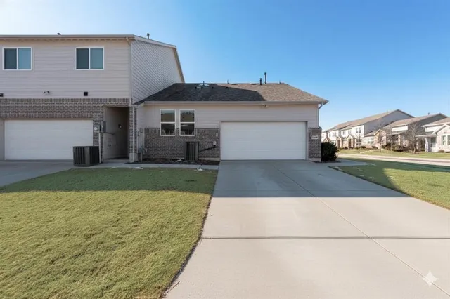 $350,000 | 1340 Pebblebrook Drive, McKinney, TX 75071