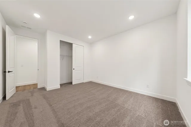 $884,990 | 14536 203rd Avenue East, Unit 844, Bonney Lake, WA 98391