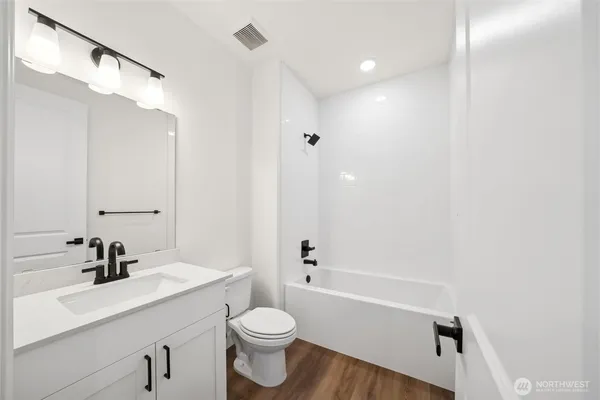 $864,990 | 14536 203rd Avenue East, Unit 844, Bonney Lake, WA 98391