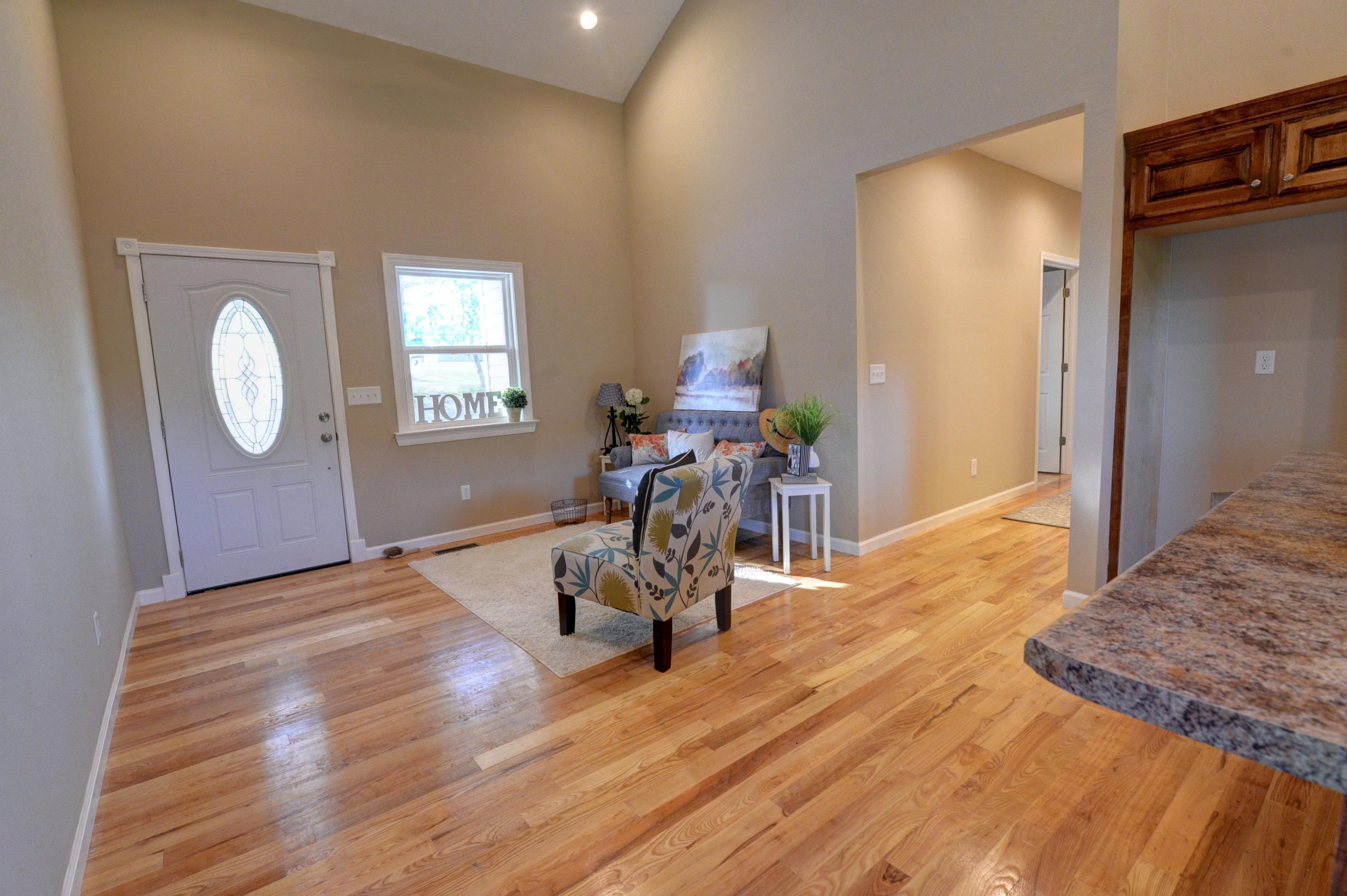 1740 Walnut Grove Church Road Dayton, TN 37321 - Photo 3 of 19 3-Walnut Grove Living