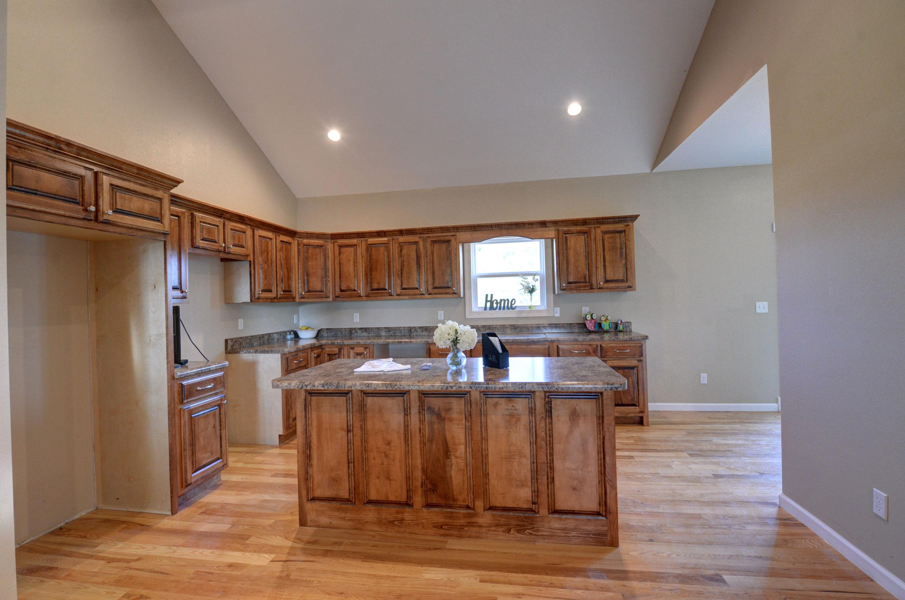 1740 Walnut Grove Church Road Dayton, TN 37321 - Photo 6 of 19 6-Walnut Grove Kitchen