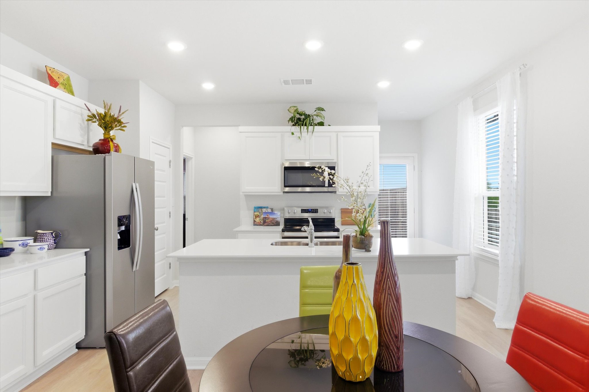 149 Cutleaf San Marcos, TX 78666 - Photo 8 of 25 Spacious kitchen with great counter space