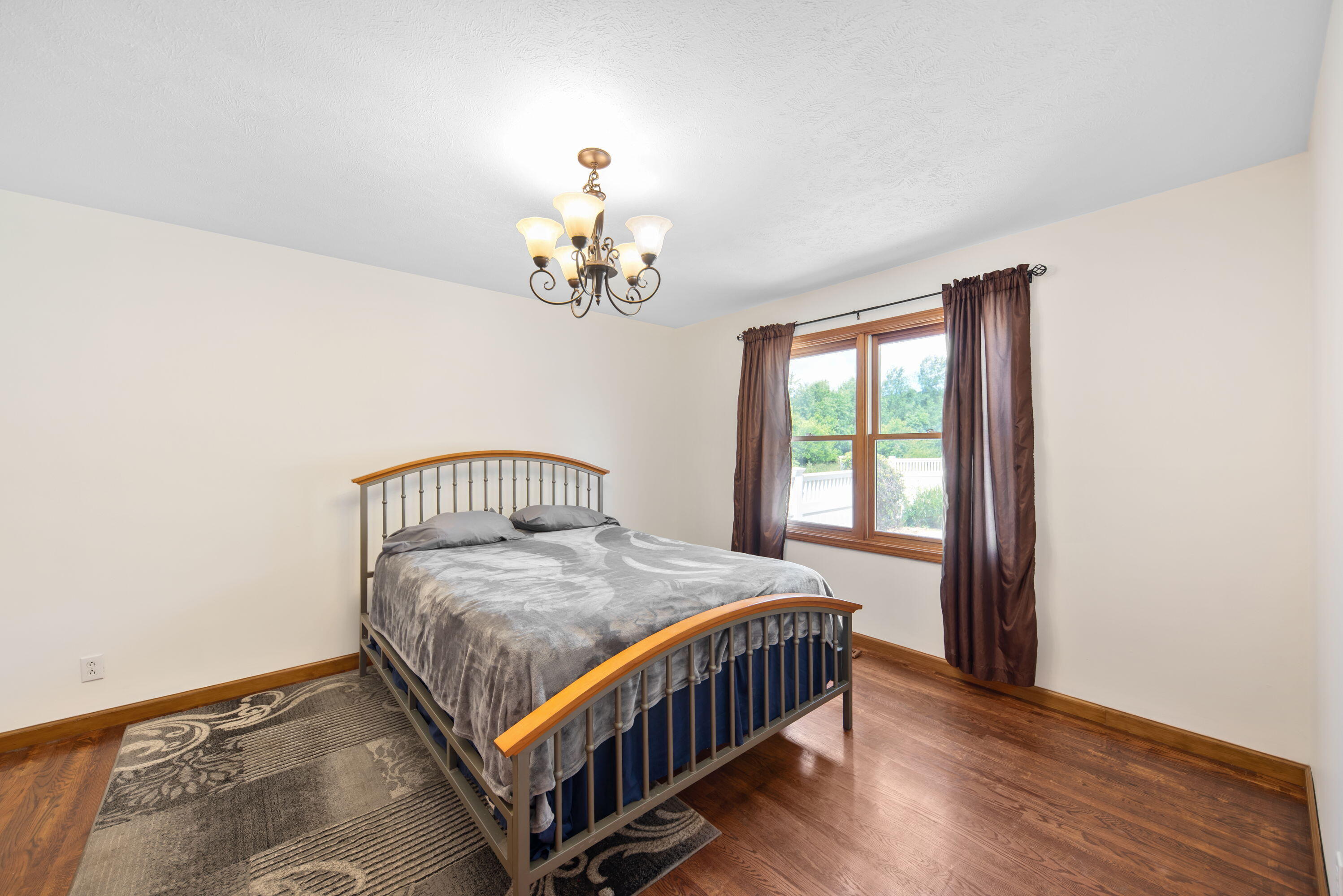 6983 East Division Road Mill Creek, IN 46365 - Photo 20 of 35 2996x2000