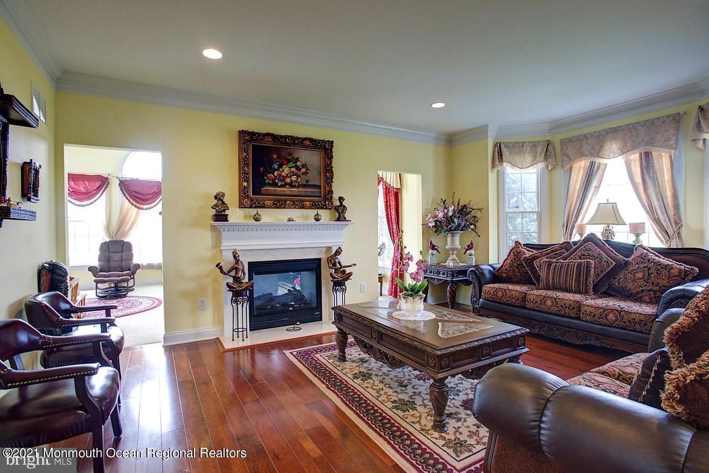 28 Ridgeview Way Allentown, NJ 08501 - Photo 36 of 52 GetMedia42