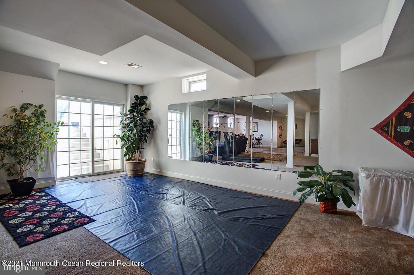 28 Ridgeview Way Allentown, NJ 08501 - Photo 52 of 52 GetMedia62