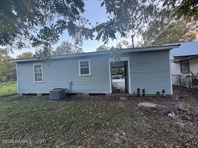 $750 | 419 East Leonard Avenue, Opelousas, LA 70570