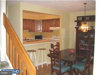 2602 Red Oak Circle Springfield, PA 19064 - Photo 6 of 12 Dining Room