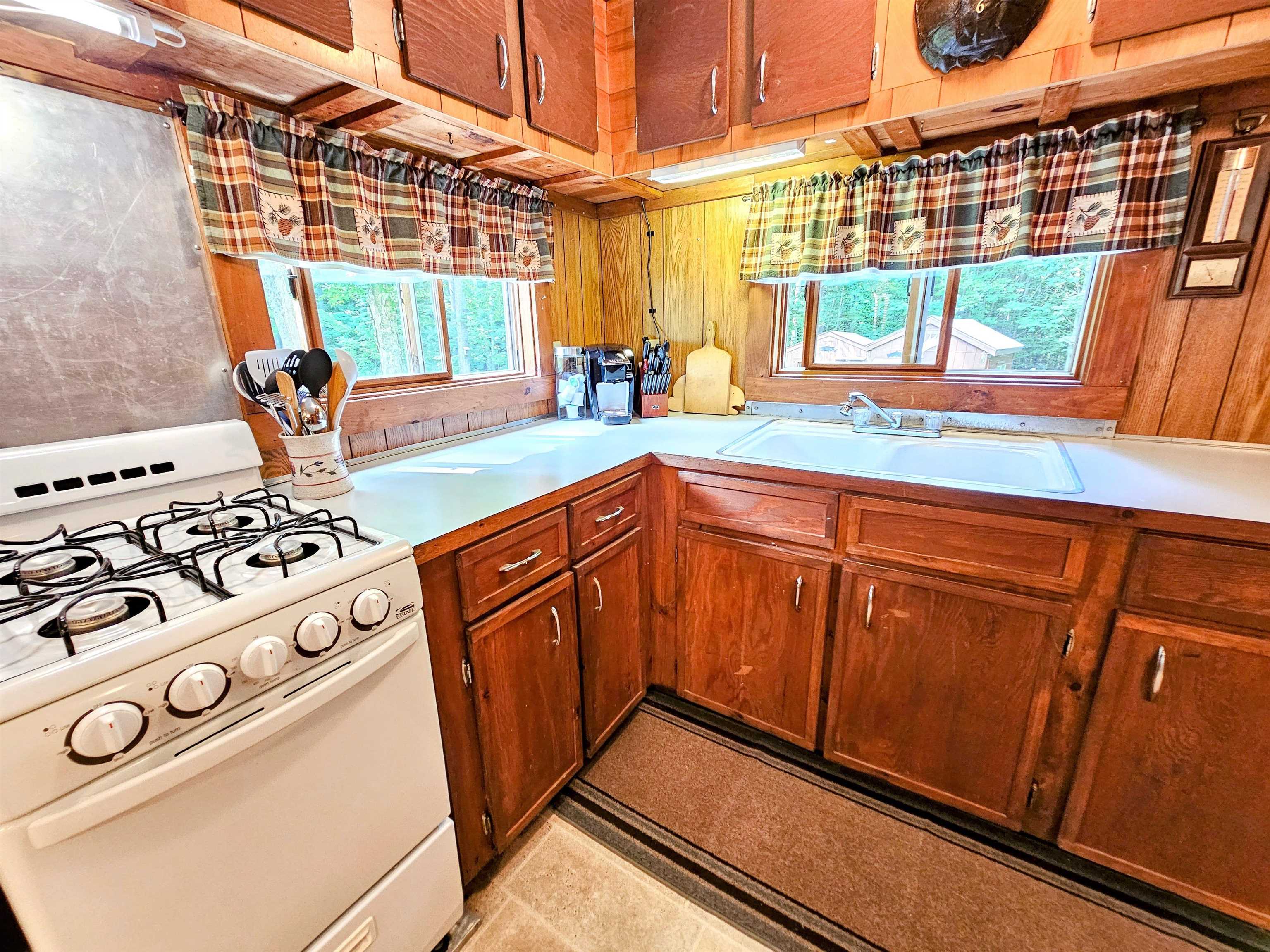 1771 Townshend Dam Road Wardsboro, VT 05353 - Photo 18 of 24