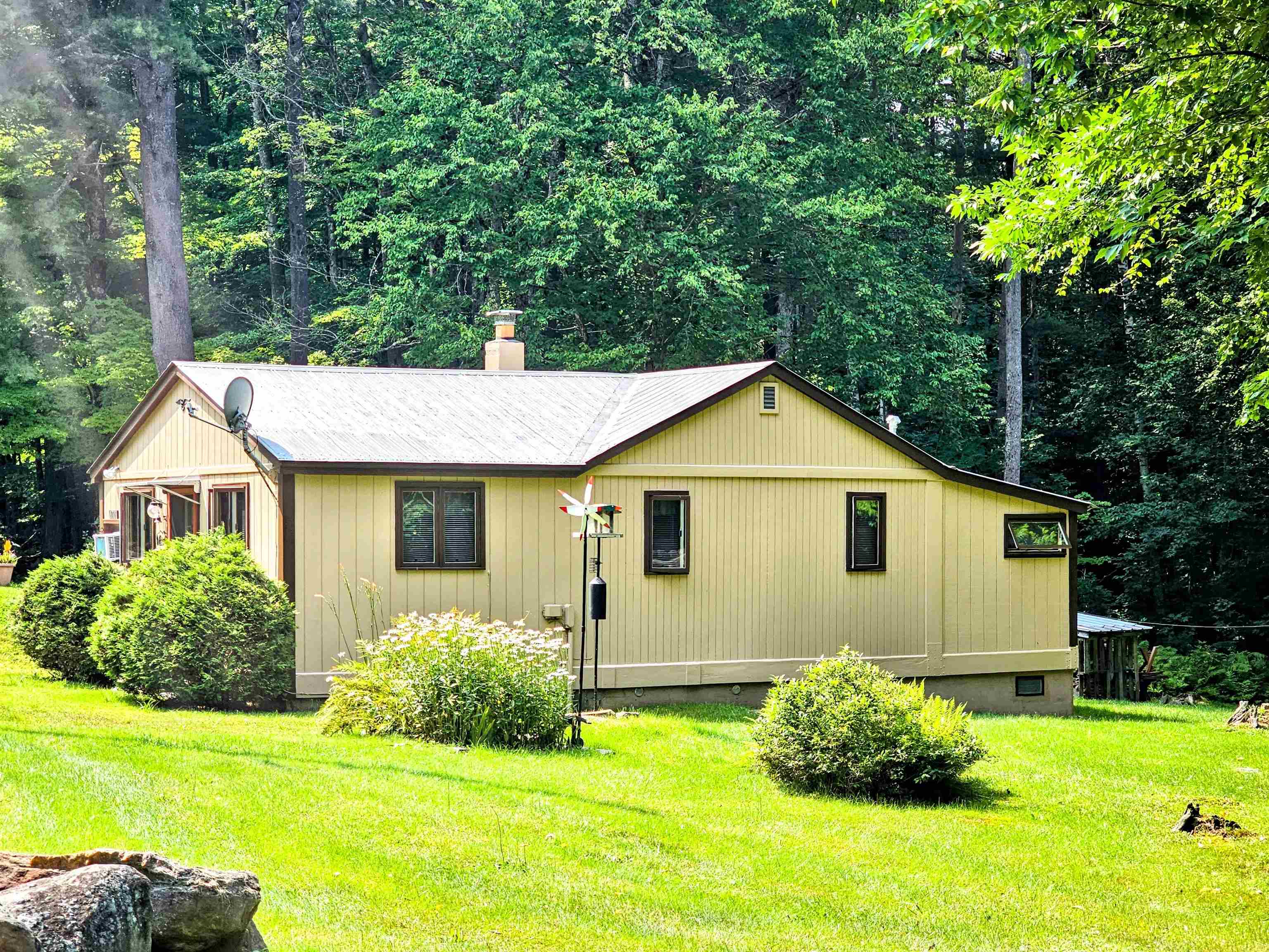 1771 Townshend Dam Road Wardsboro, VT 05353 - Photo 3 of 24