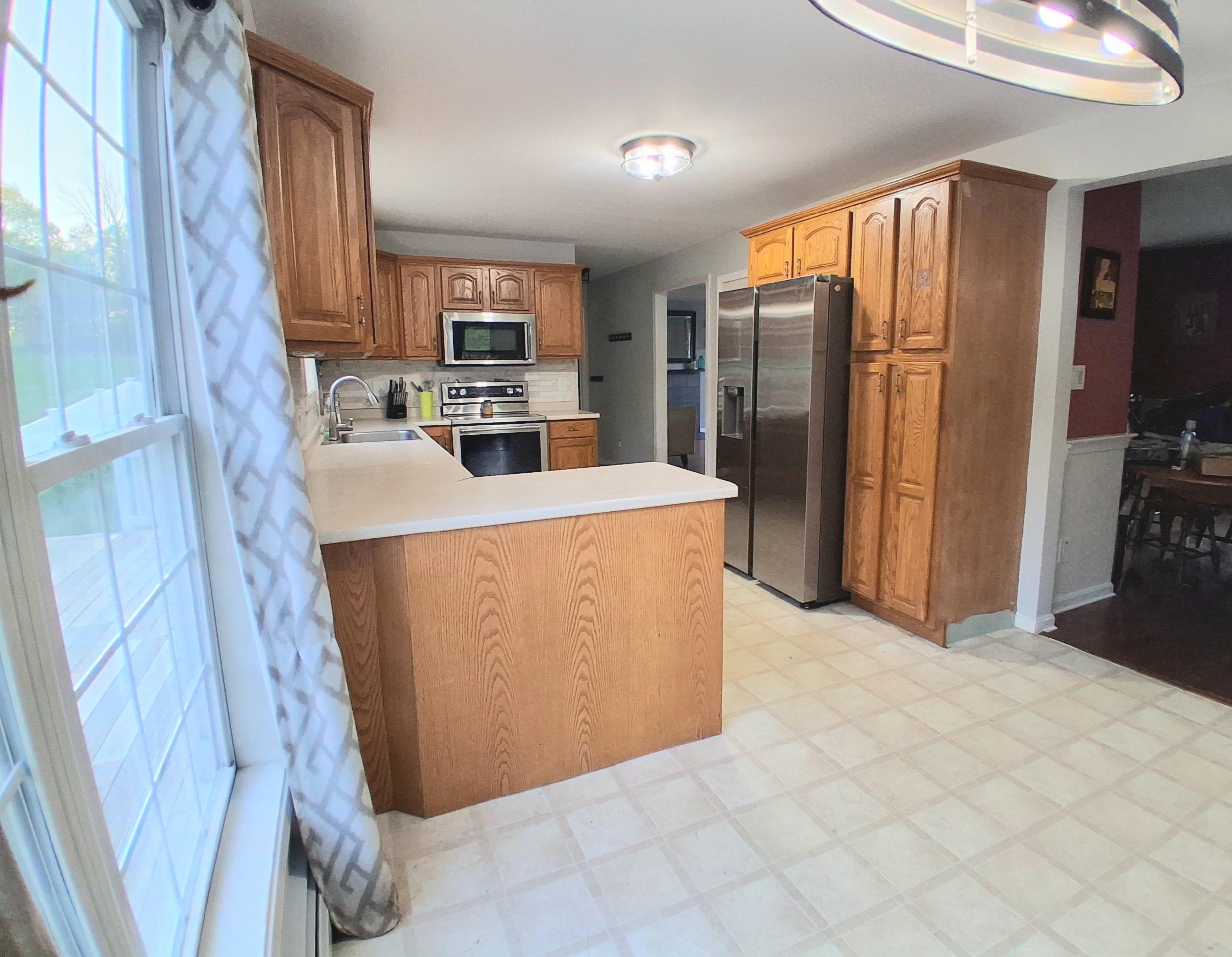 120 S Road Deerfield, NH 03037 - Photo 13 of 32