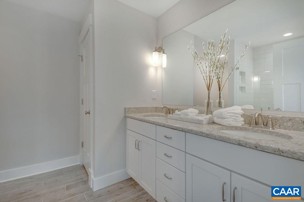 115 Blithe Court Charlottesville, VA 22901 - Photo 5 of 12 Gallery Image 5