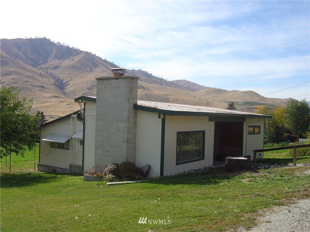 14 Riverview Cemetery Road Chelan, WA 98816 - Photo 2 of 14 Gallery Image 2
