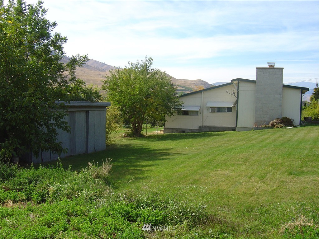 14 Riverview Cemetery Road Chelan, WA 98816 - Photo 4 of 14 Gallery Image 4