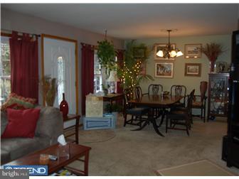 31 Miles Road Claymont, DE 19703 - Photo 5 of 12 Dining Room