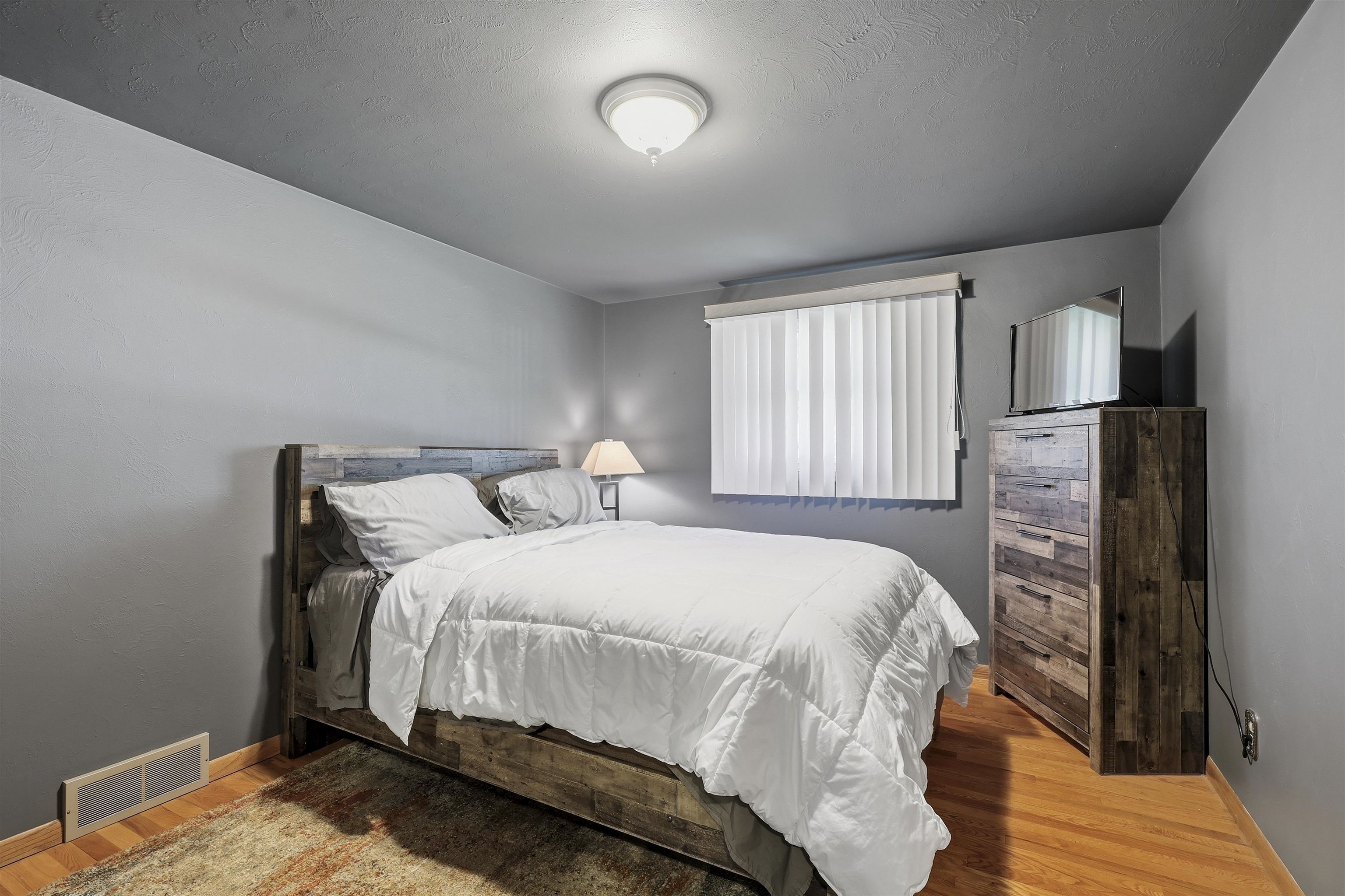 1530 Glen Road Green Bay, WI 54313 - Photo 15 of 34