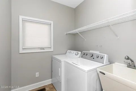 $570,000 | 1220 Burning Tree Road, Pinehurst, NC 28374