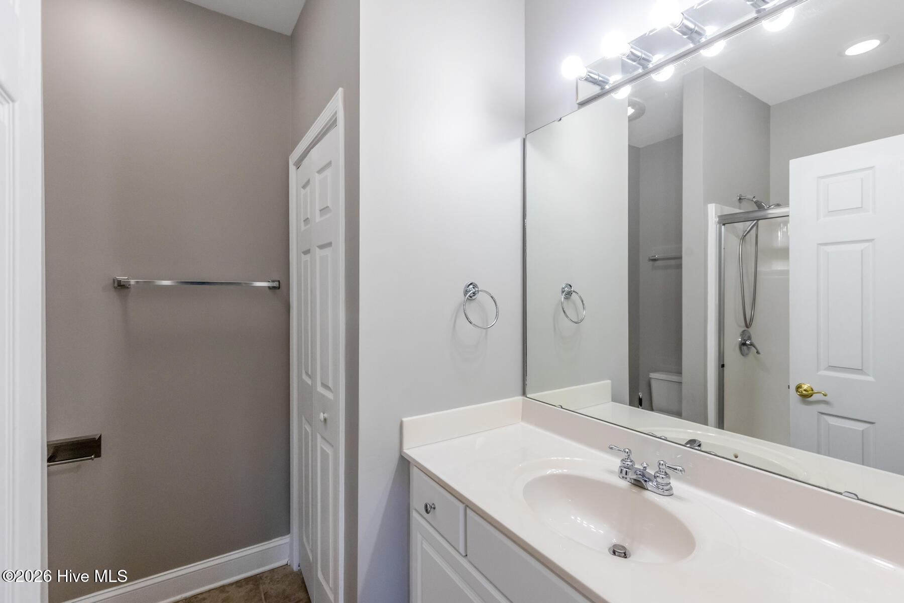 1220 Burning Tree Road Pinehurst, NC 28374 - Photo 35 of 49 lower-xbed1-ensuite-bath1