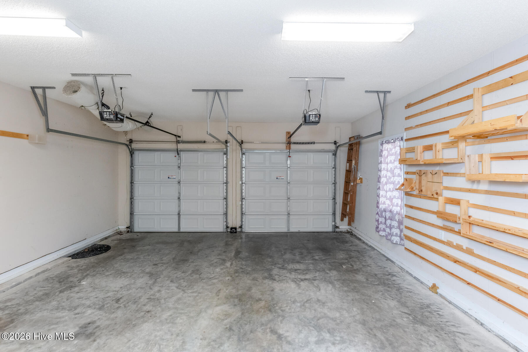 1220 Burning Tree Road Pinehurst, NC 28374 - Photo 40 of 49 garage1