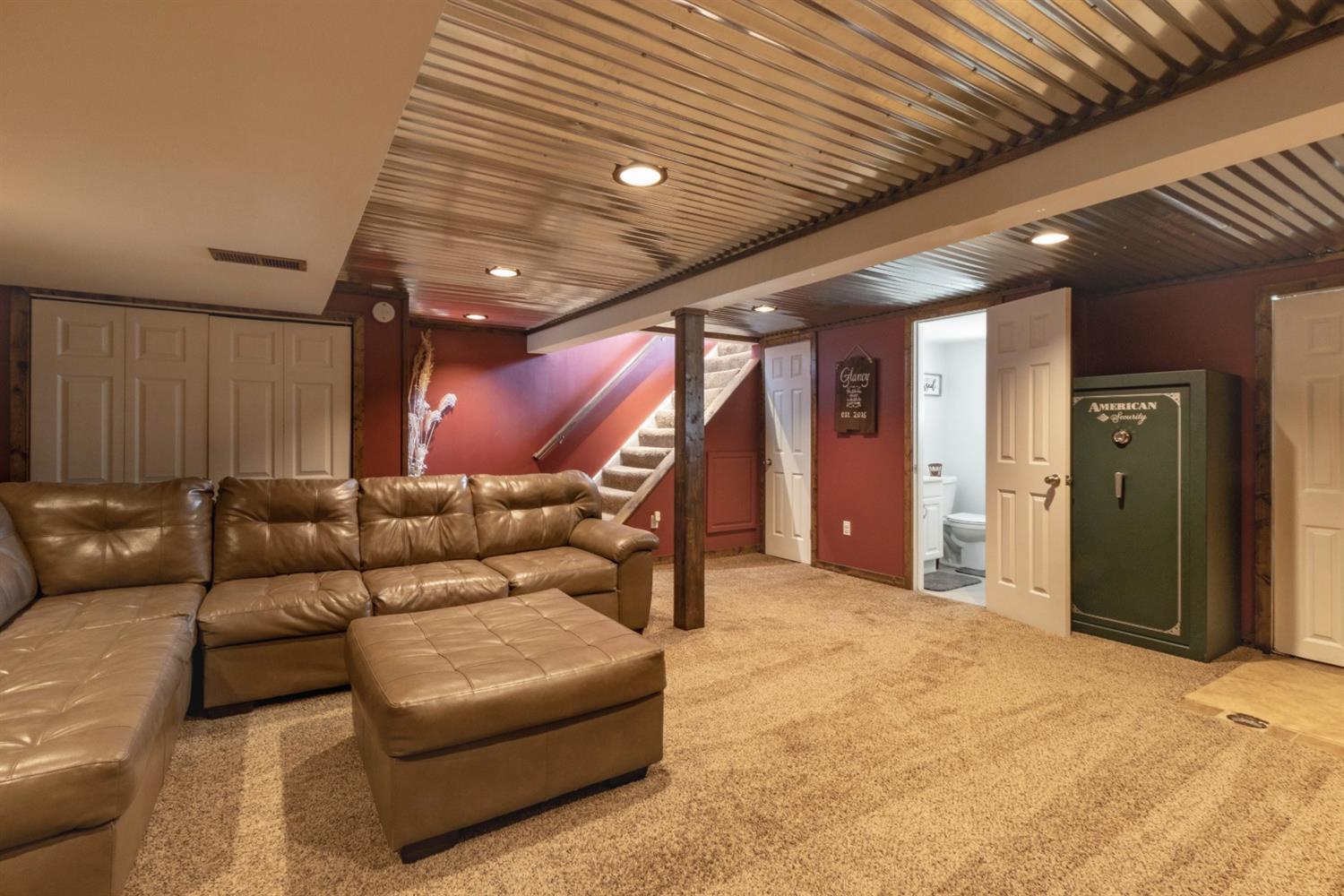 6674 Daleview Road Cincinnati, OH 45247 - Photo 15 of 28