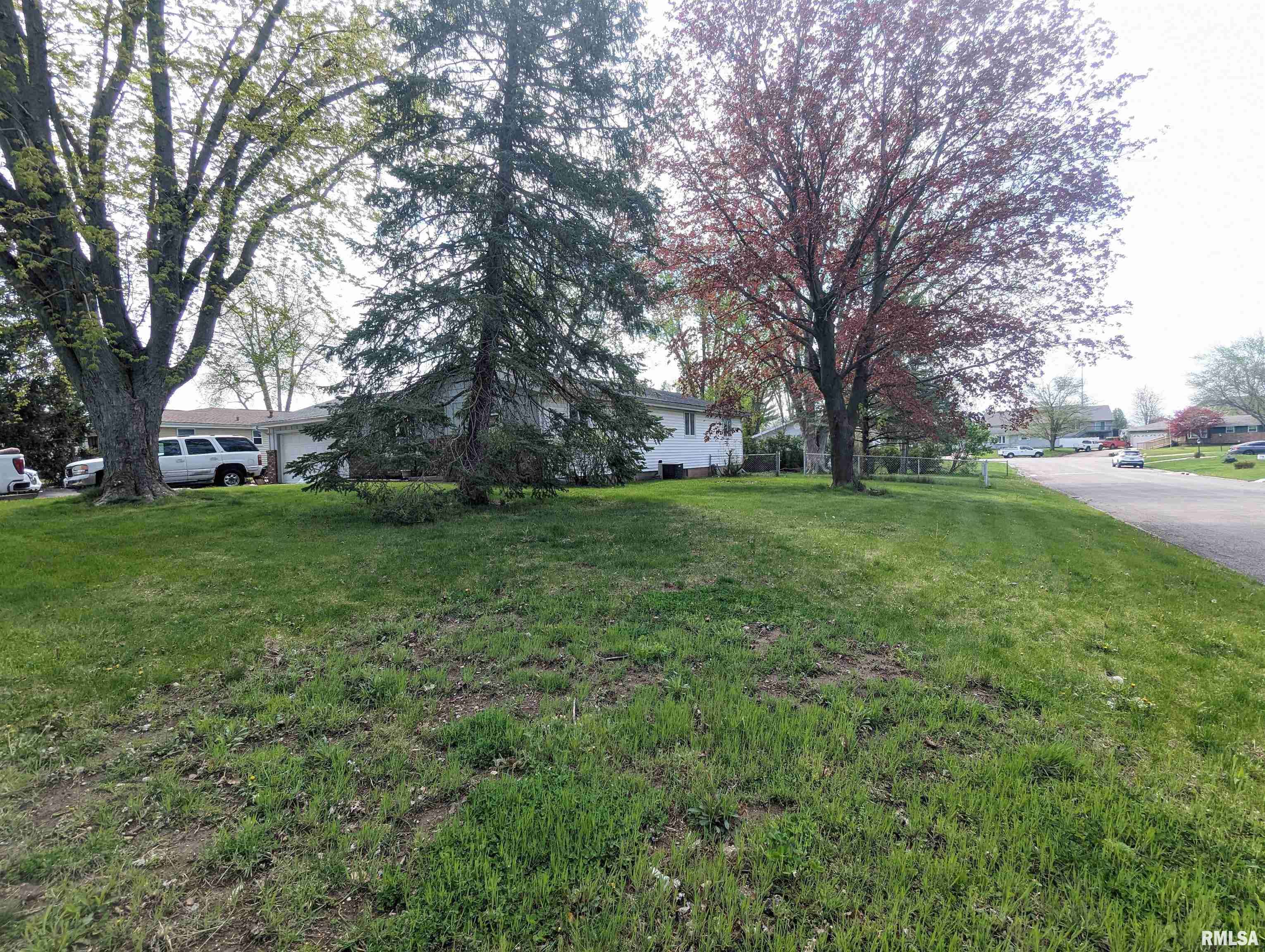 2274 Robin Road Washington, IL 61571 - Photo 50 of 52 Gallery Image 50