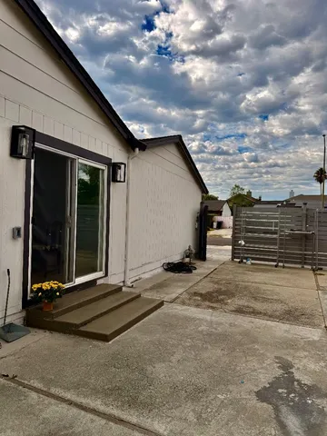 a view of a area of the house