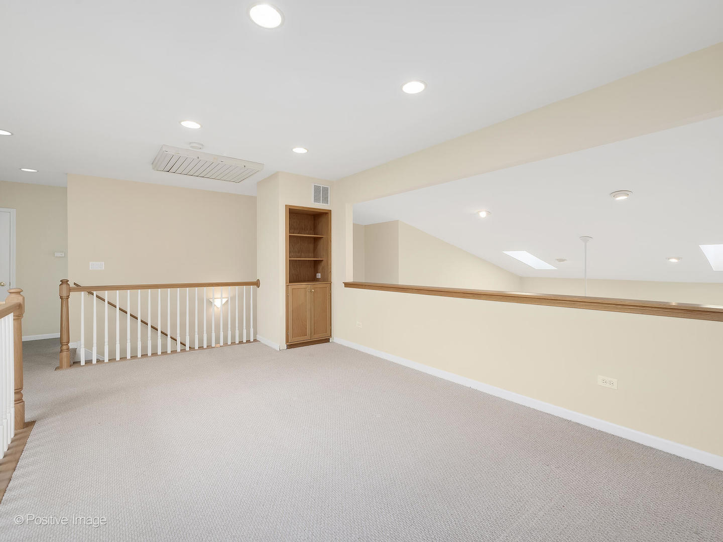 1332 Arbor Drive Lemont, IL 60439 - Photo 22 of 31 a view of an empty room