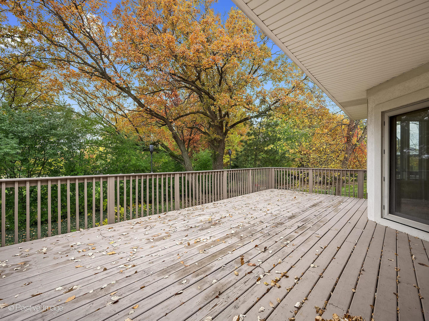 1332 Arbor Drive Lemont, IL 60439 - Photo 28 of 31 a balcony with wooden floor and fence