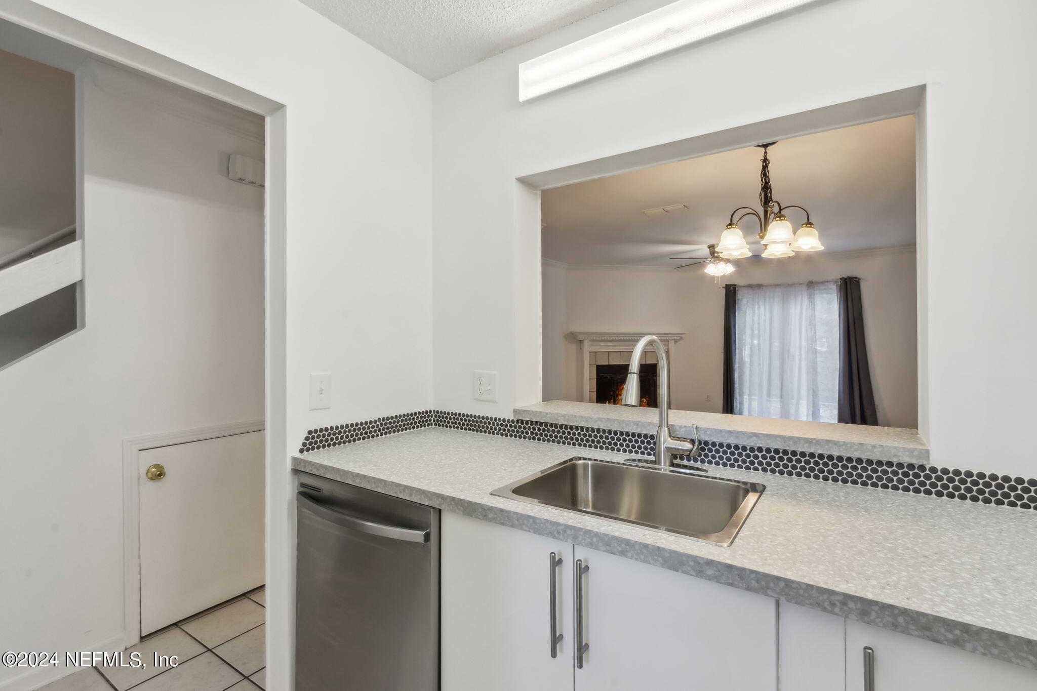 3801 Crown Point Road, Unit 1103 Jacksonville, FL 32257 - Photo 12 of 44 11-web-or-mls-3801 Crown Point Rd Unit 1