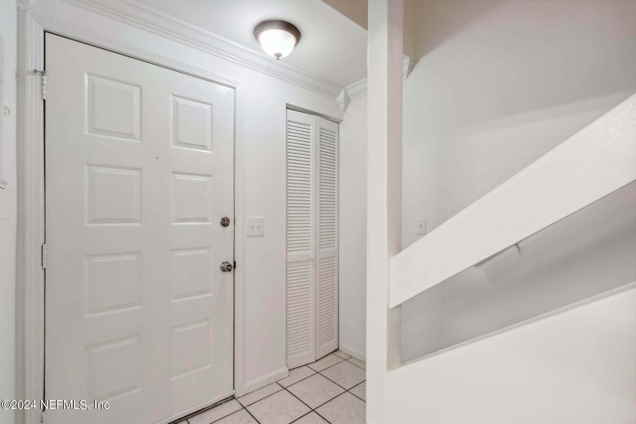 3801 Crown Point Road, Unit 1103 Jacksonville, FL 32257 - Photo 7 of 44 6-web-or-mls-3801 Crown Point Rd Unit 11