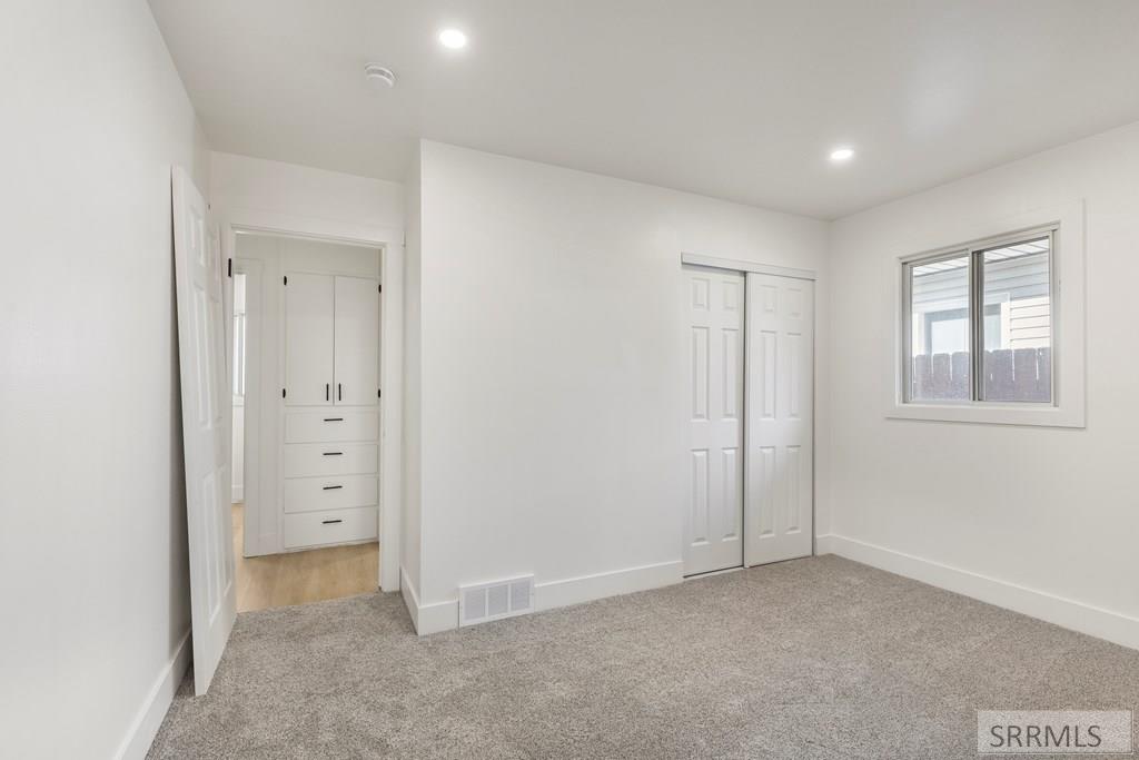 1554 Beverly Road Idaho Falls, ID 83402 - Photo 22 of 50 Bedroom 1
