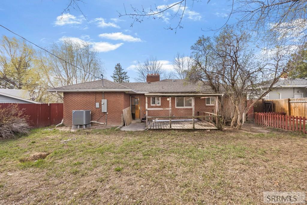 1554 Beverly Road Idaho Falls, ID 83402 - Photo 48 of 50 Back Exterior