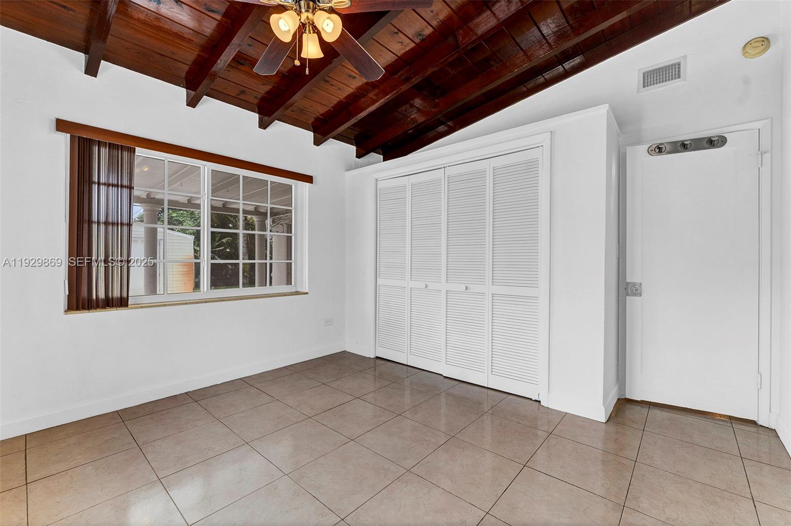 361 Southeast 6th Avenue, Unit 1 Hialeah, FL 33010 - Photo 21 of 43