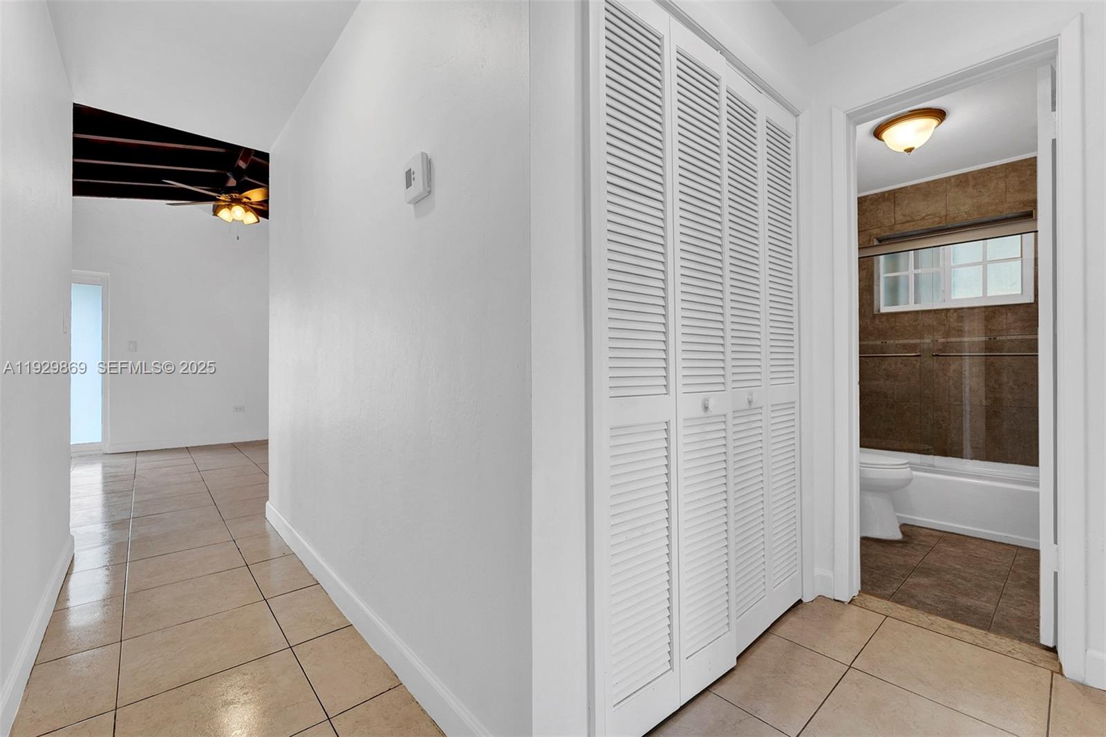 361 Southeast 6th Avenue, Unit 1 Hialeah, FL 33010 - Photo 25 of 43