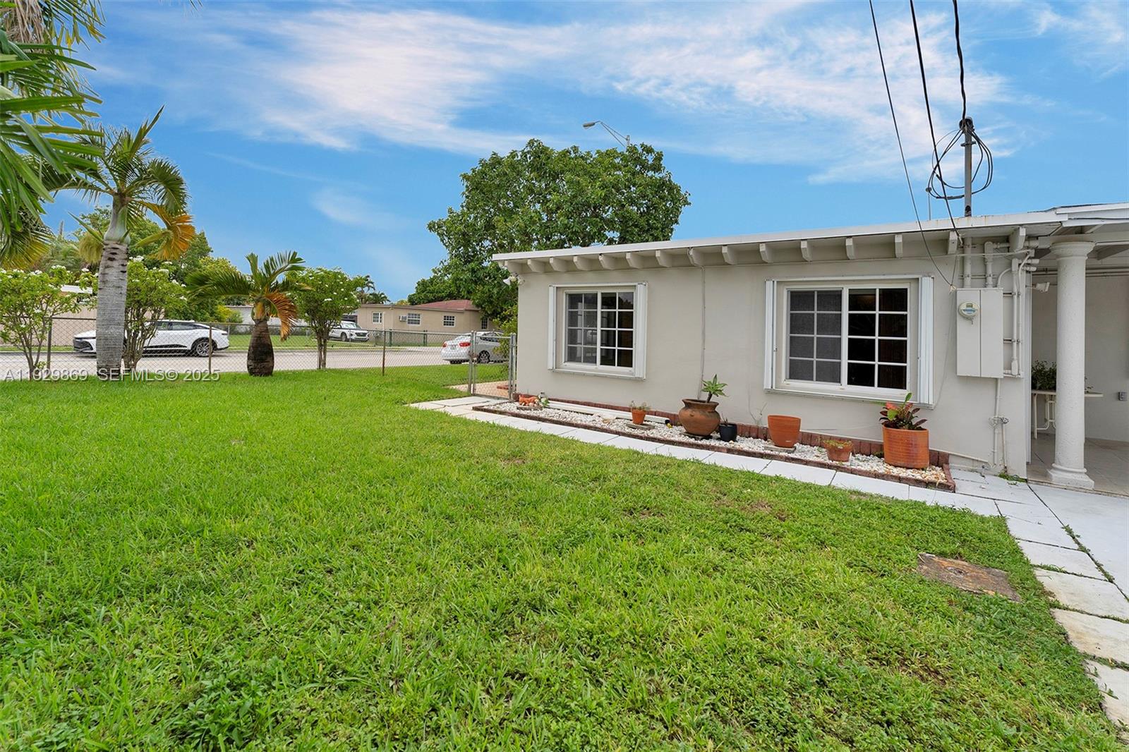 361 Southeast 6th Avenue, Unit 1 Hialeah, FL 33010 - Photo 32 of 43