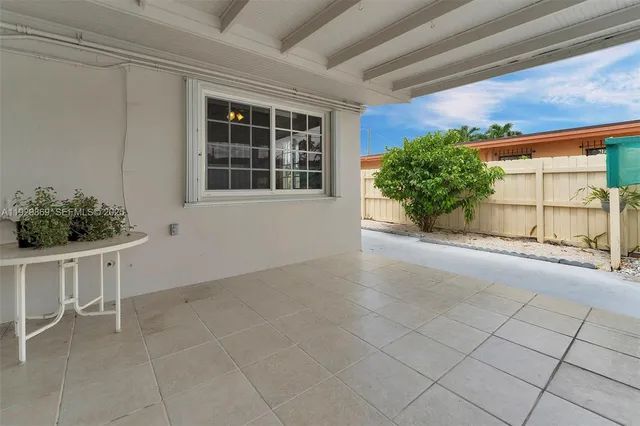 $3,000 | 361 Southeast 6th Avenue, Unit 1, Hialeah, FL 33010