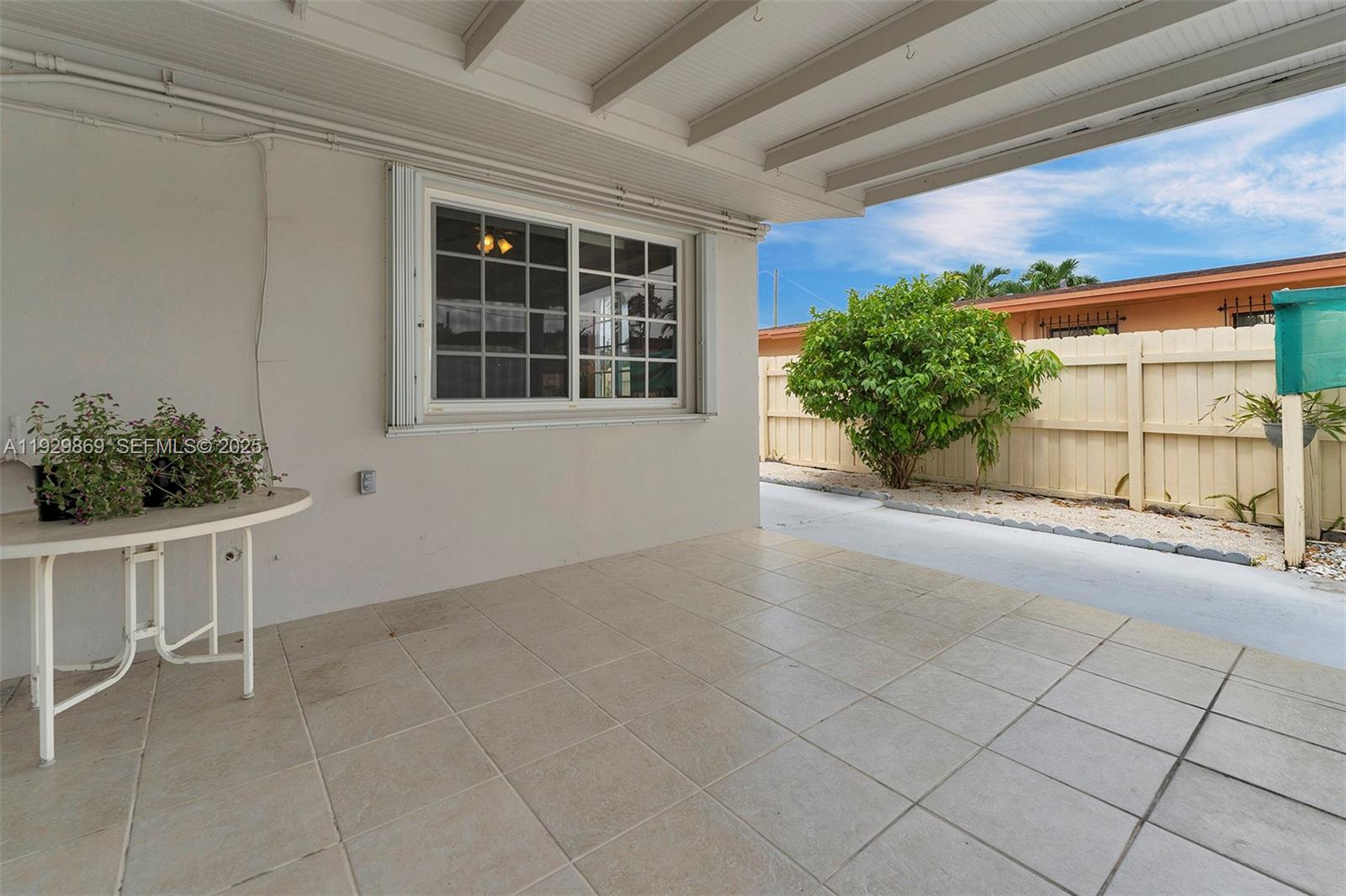 361 Southeast 6th Avenue, Unit 1 Hialeah, FL 33010 - Photo 35 of 43