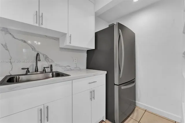 $3,000 | 361 Southeast 6th Avenue, Unit 1, Hialeah, FL 33010