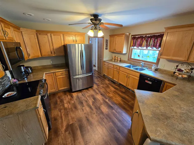 $389,900 | 1-a49 Blackhawk Lane, Apple River, IL 61001