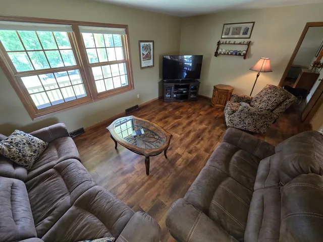 $389,900 | 1-a49 Blackhawk Lane, Apple River, IL 61001