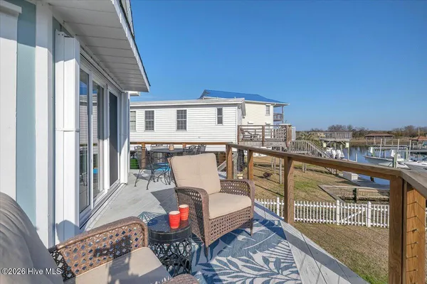 $925,000 | 6114 6th Street, Surf City, NC 28445